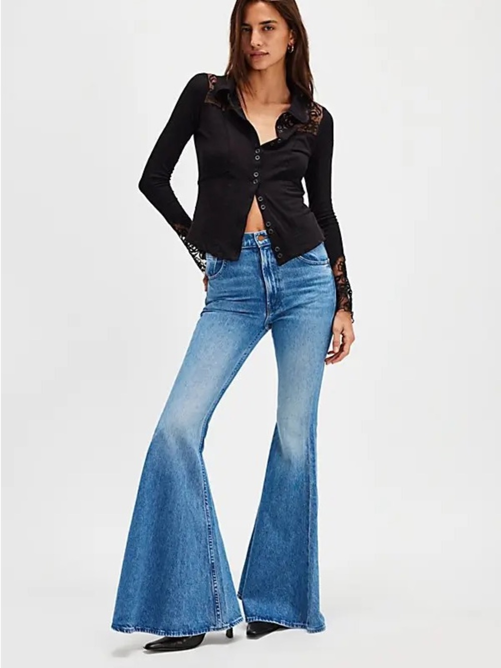 MOTHER Blue Wide-Leg Flare Jeans - SNACKS! The Dollop Heel